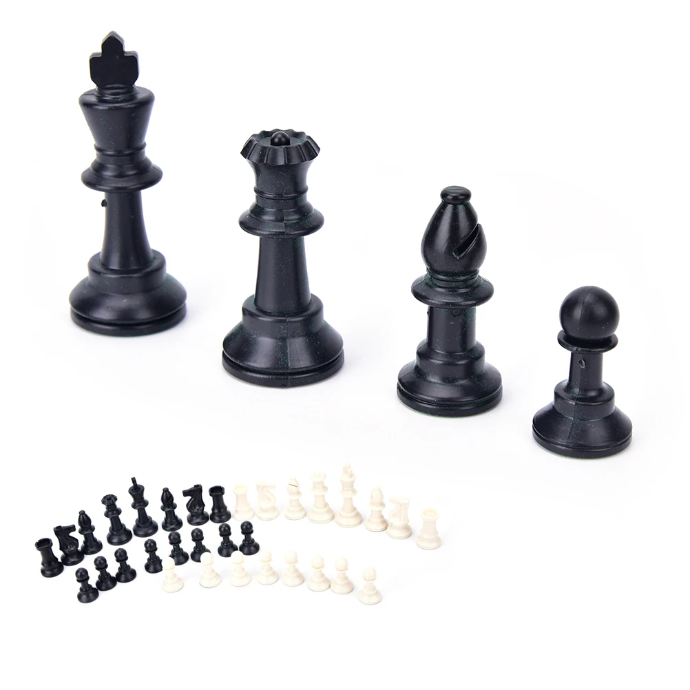 32Pcs Medieval Chess Pieces/Plastic Complete Chess With Friend Play Chess for Relax 65MM Height