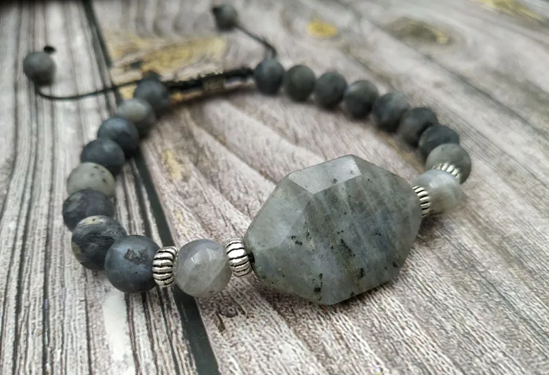 

YA3999 Natural Labradorite Stone Black Labradorite Stone Beads Cord Adjustable Bracelet