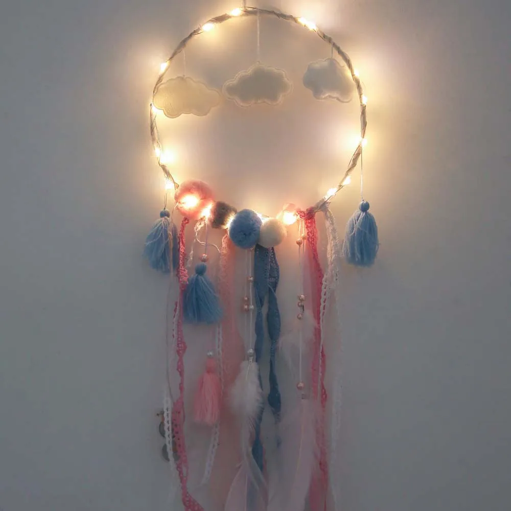 

LED Dream Catcher Cloud Feather Dreamcatcher Girl Birthday Gift Baby Room Decor wall hangings nordic baby room decor wind chimes