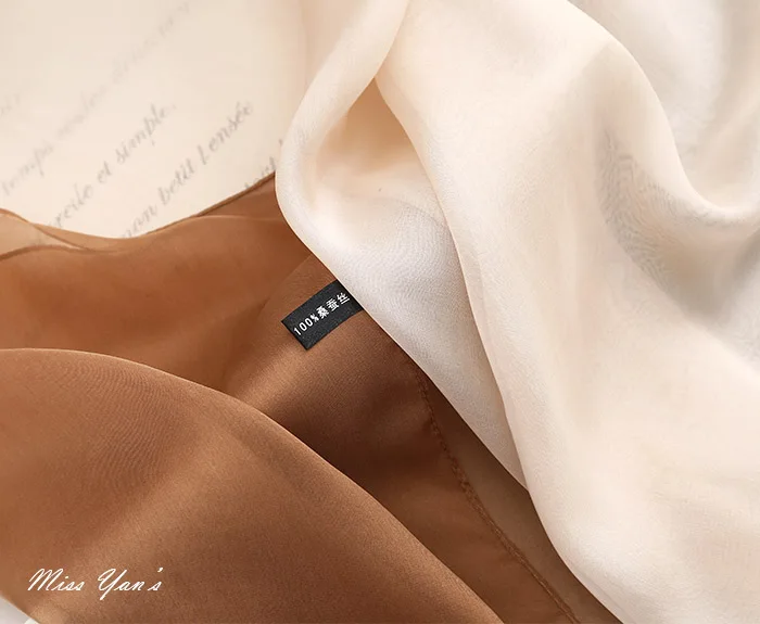 الحرير الحقيقي النساء والأوشحة وشاح الأزياء الكلاسيكية القهوة البيج 2016 الصيف الخريف الشتاء نوعية جيدة قلادة شال