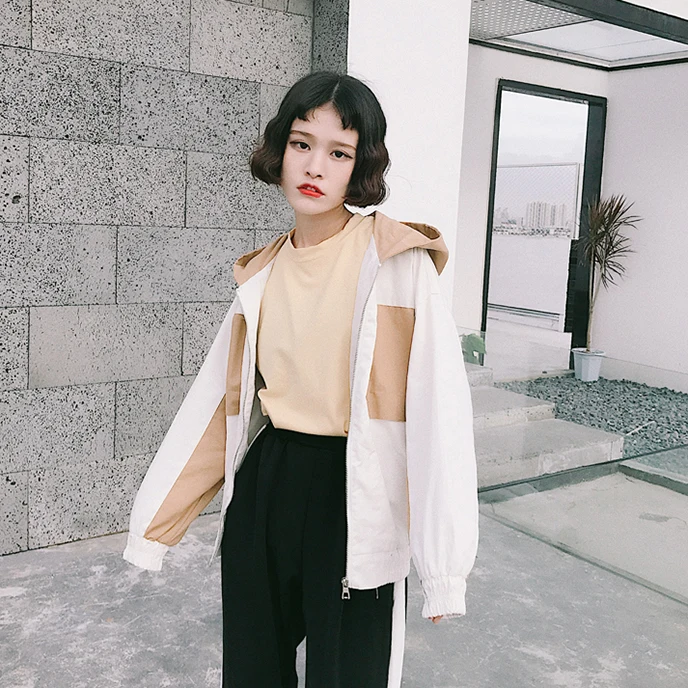 

2017 Spring and Autumn Korean version of the wild bf Harajuku letter engraved hooded long-sleeved two-color short jacket female