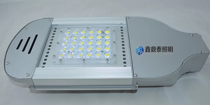 30W Silver led street light  30W led driver inside lamp die-casting aluminum led street light 3 year warranty IP65
