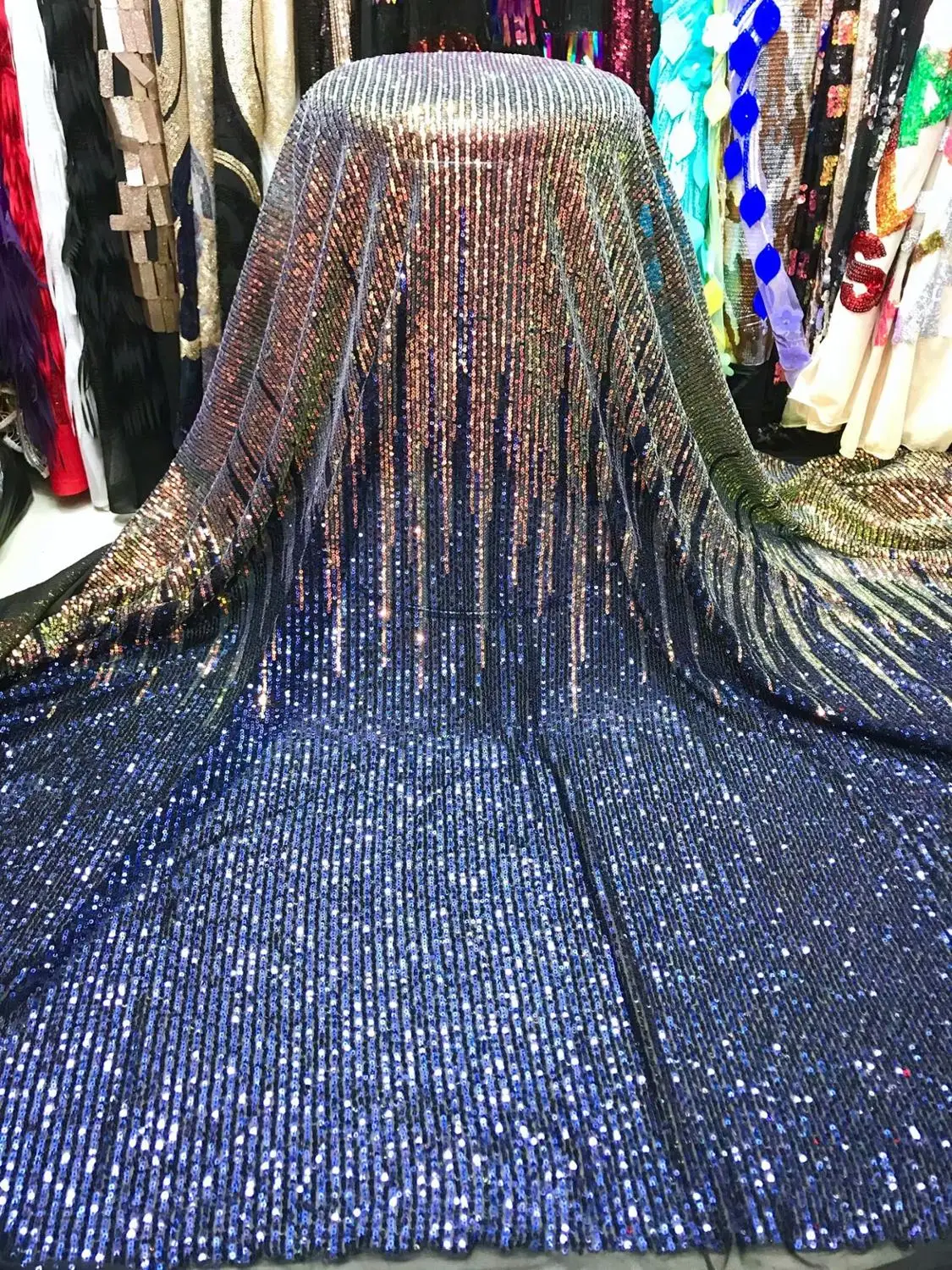 

NEW Beautiful sequins lace fabric 2019 Luxury French net lace fabric high quality tulle mesh lace fabric 5 Yards Royal blue/GOLD