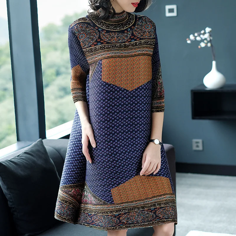 

LANMREM 2019 New Fashion Chinese Style Loose Turtleneck Three Quarter Sleeve Simple Elegant Printing Women Pleated Dress UA08805