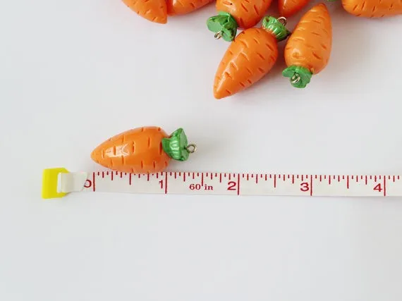 50 шт.-Kawaii яркие Морковные бусины смола кулон фрукты овощи изумительные ювелирные изделия, еда ювелирные изделия морковь Миниатюрный