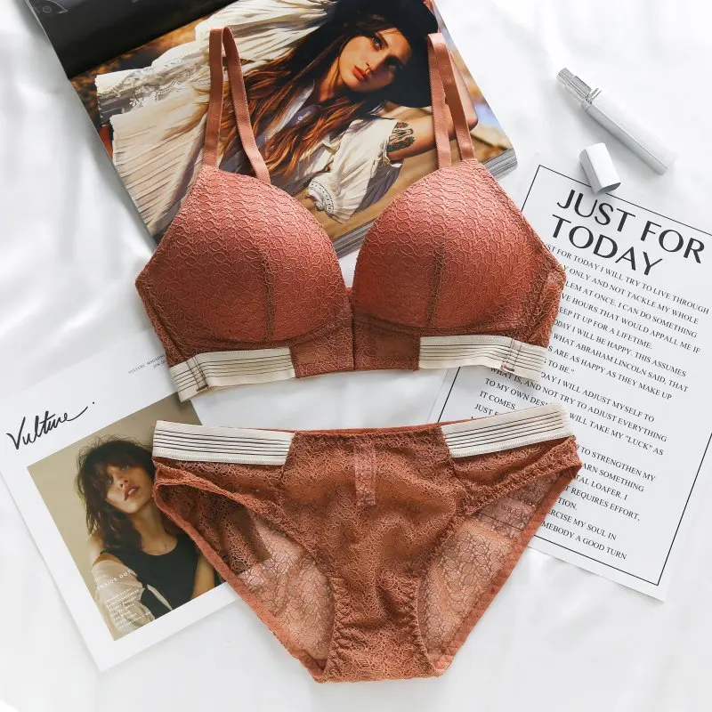Sexy Ladies Lace Decorate Bra Briefs Set Front Closure Push Up Bras Lace Hollow Seamless Panties Lingerie Underwear Set