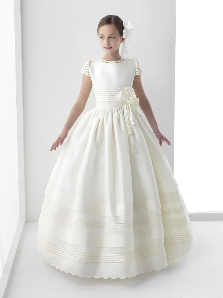 

2018 New Ball Gown Flower Girl Dresses with Bow Girls Pageant Gown First Communion Dresses For Girls Free Shipping
