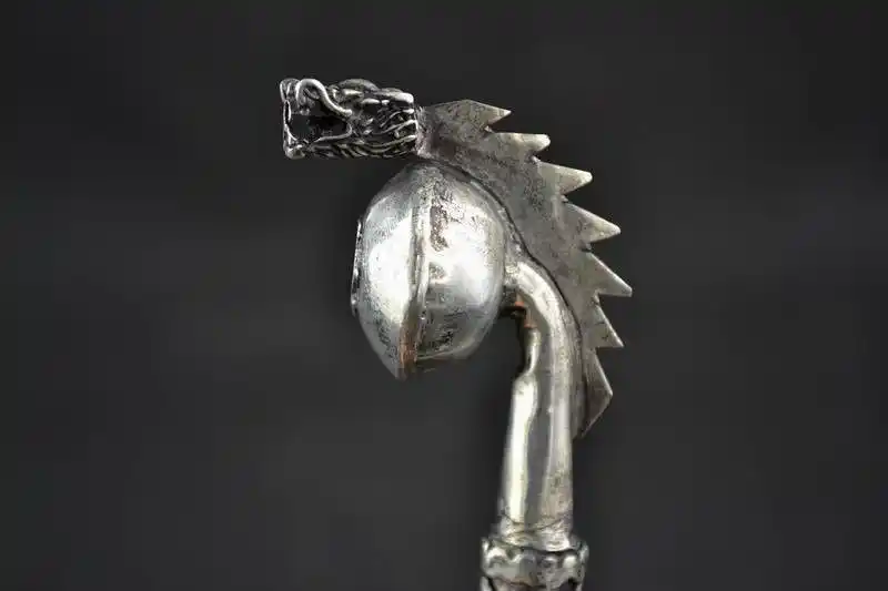 Chinese Collectible Old Tibetan Silver Handwork carved Dragon Smoking Tool pipe