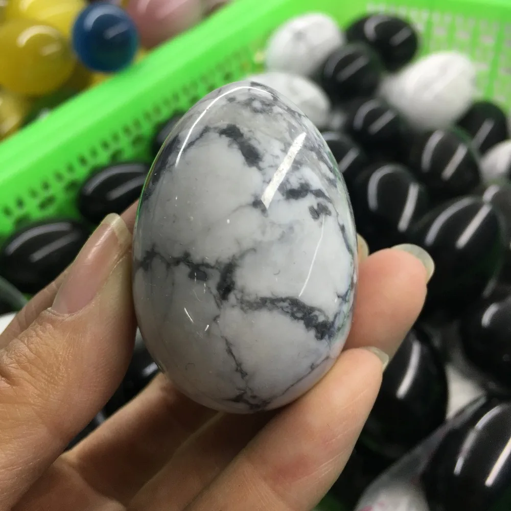 Лайфхак с яйцом и с водой. Яичница на минеральной воде. Турецкое тесто на минералке для пиццы. Яичные желтки взбиваются с сахаром. Кляр на минералке для рыбы.