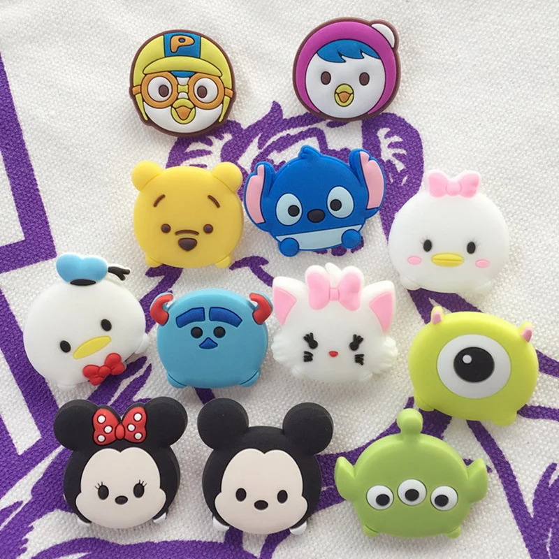 

1Pcs Cartoon Cute Mickey Minnie Marie Daisy Icon Brooch Pins Badges Button Children Backpack Clothes Hat Decor Kids Party Gift