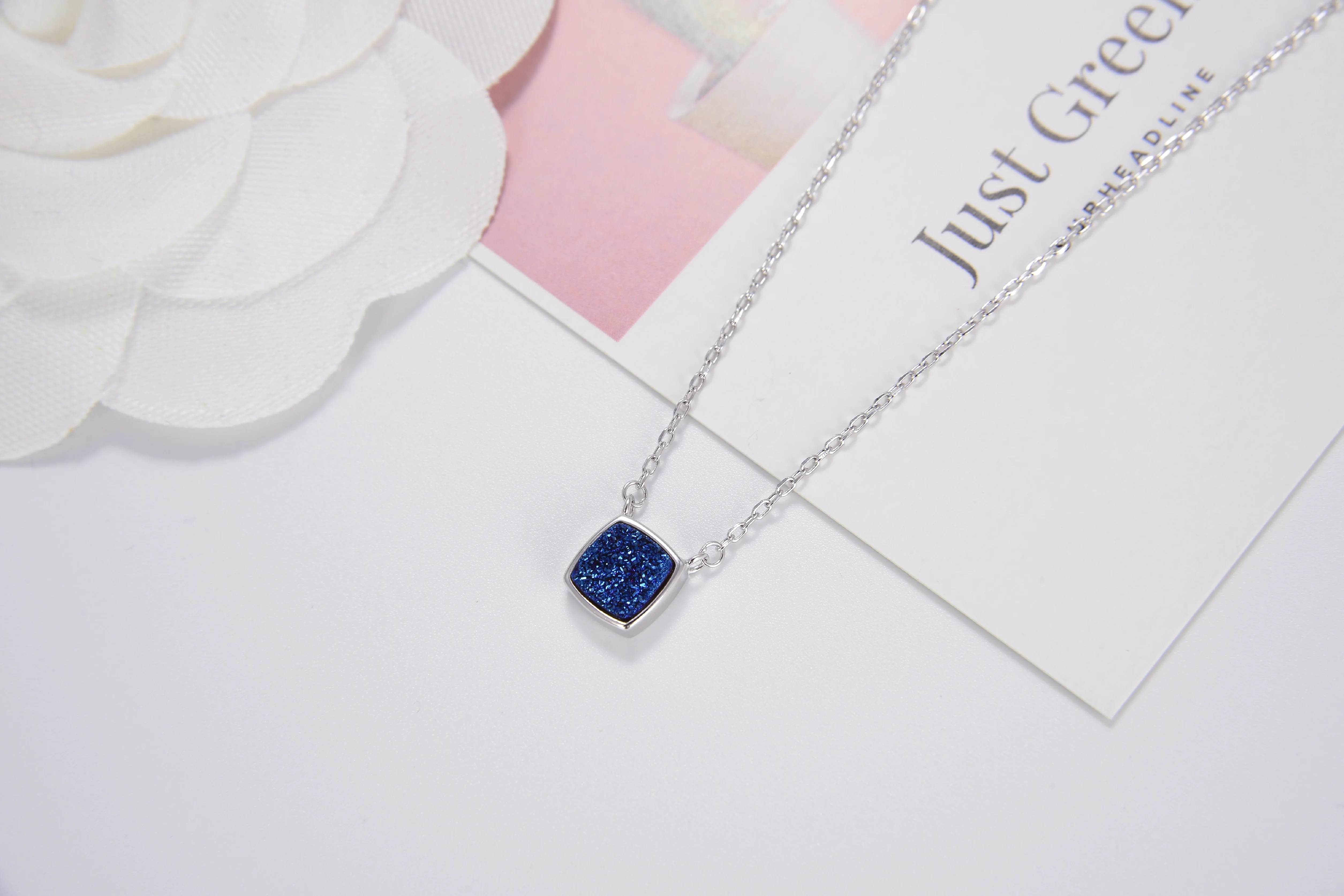 

Lollipop 45CM Aurora Pendant Necklace Colourful Agate s925 Silver Scale light Necklace for Women Elegant Jewelry Gift