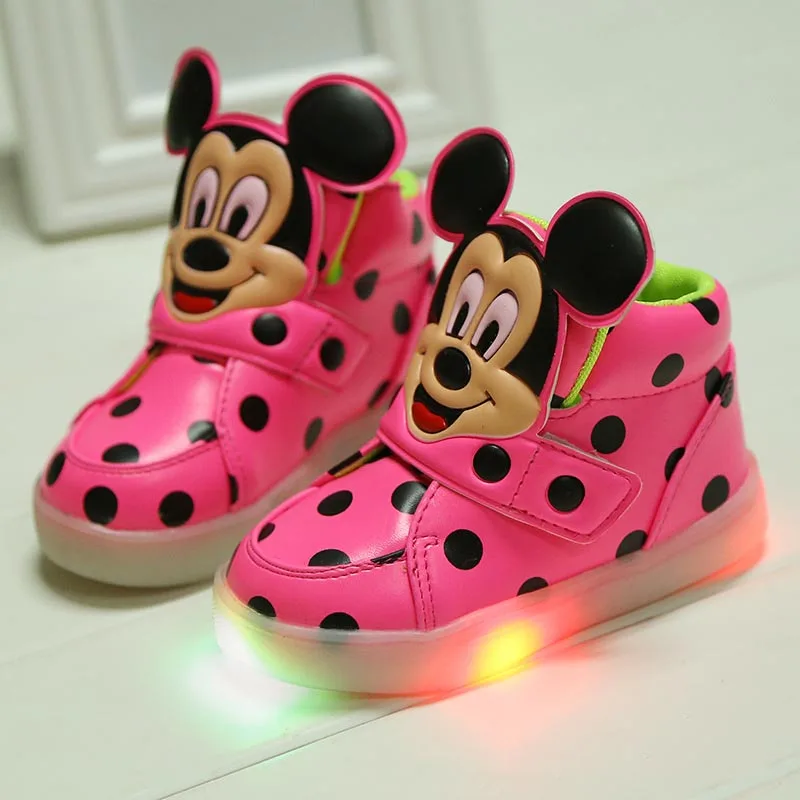 Davidyue СВЕТОДИОДНЫЙ детская обувь для девочек блестящие ботинки детские светящиеся светодиодный Детские кроссовки светящиеся Детские туфли на липучке для девочек