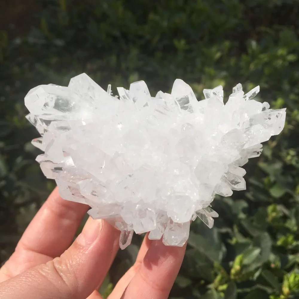 

Beautiful High Quality Natural Clear Crystal Cluster Heart Shape Minerals Meditation Positive Healing Chakra Reiki Stone
