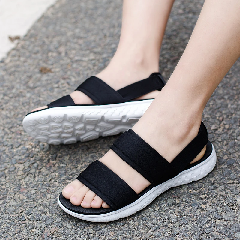 

COOLSA Ladies Casual Outdoor Lightweight Sandals Beach Water Sports Shoes Women Flat Platform Fashion Breathable Net Sandals