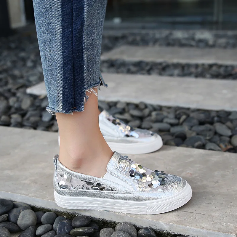 

2019 spring new fashion simple mesh breathable flat shoes women comfortable wild sequins decorative casual shoes