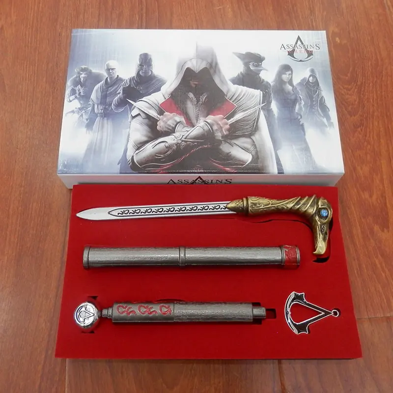 

American movies The Avengers key chain weapon toy model Accessory Set Gift collection Periphery Pendant Cosplay accessories