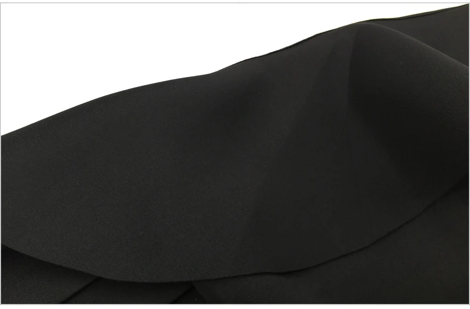 black-detail_1