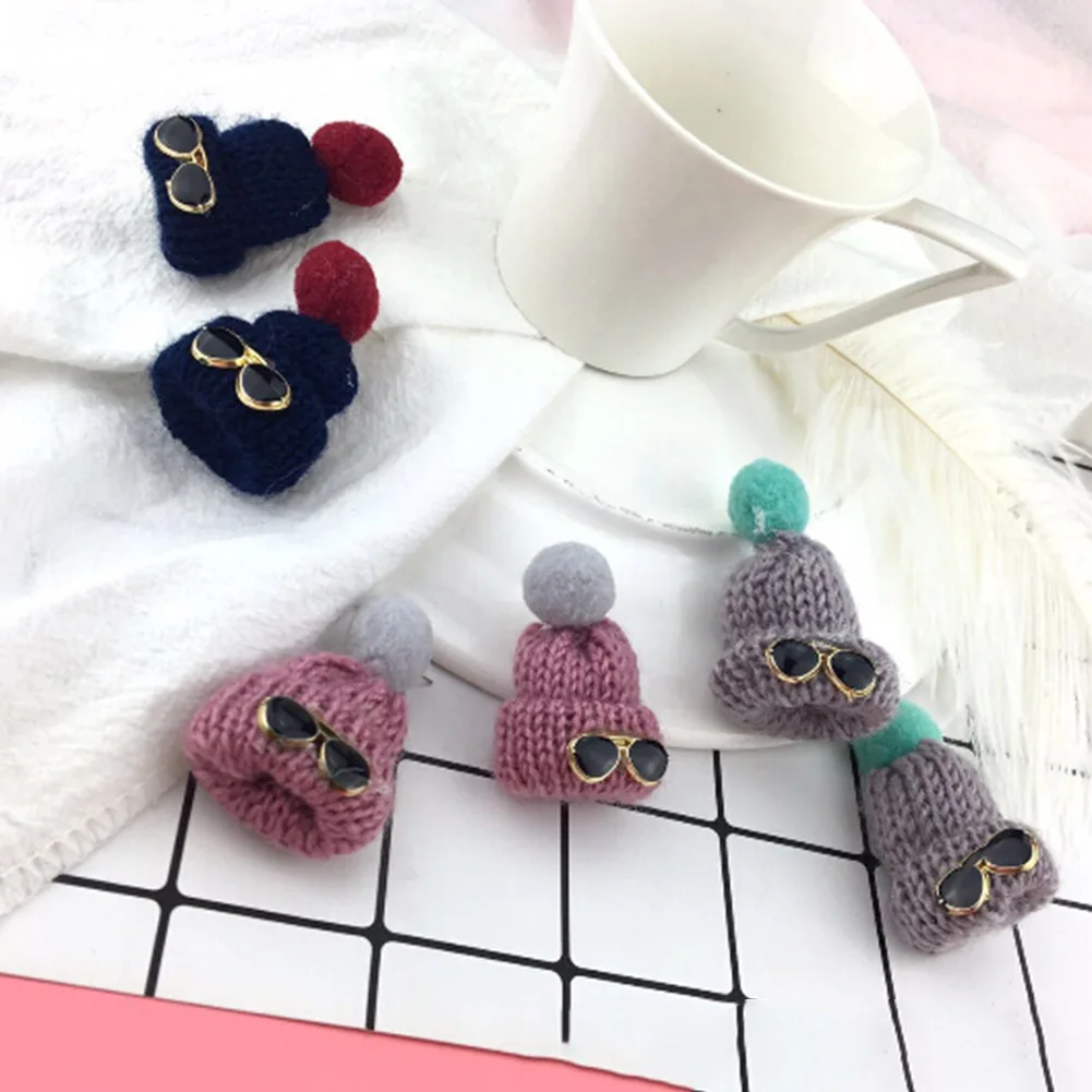 Стиль режим Лидер продаж милый дизайн шляпа серьги осень и зима длинный участок серьги с меховым шаром женские украшения в подарок на год