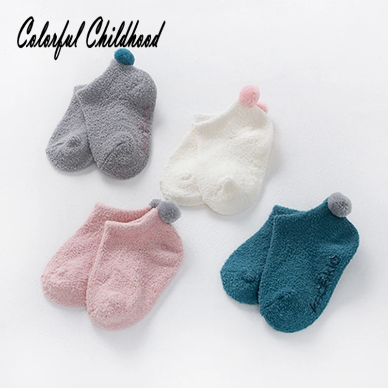 baby sleeping with socks