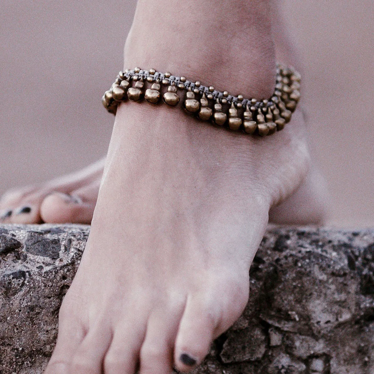 

Vintage Brass Anklet Bracelet Charms Jingle Bell Tassel Barefoots Beach Foot Jewelry Bohemian Bracelet on Leg Pulseira Masculina
