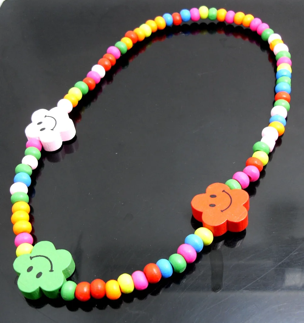 Wooden Bead Necklaces Kids Fun Jewelery Girls Party Bag Toy Jewellery