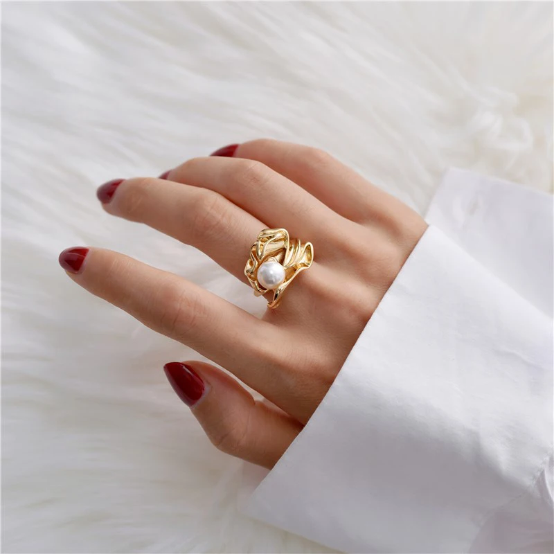 SRCOI имитация жемчуга личность лист сложить геометрический золотистый металл нерегулярные палец кольца для женщин девочек вечерние ювелирные изделия