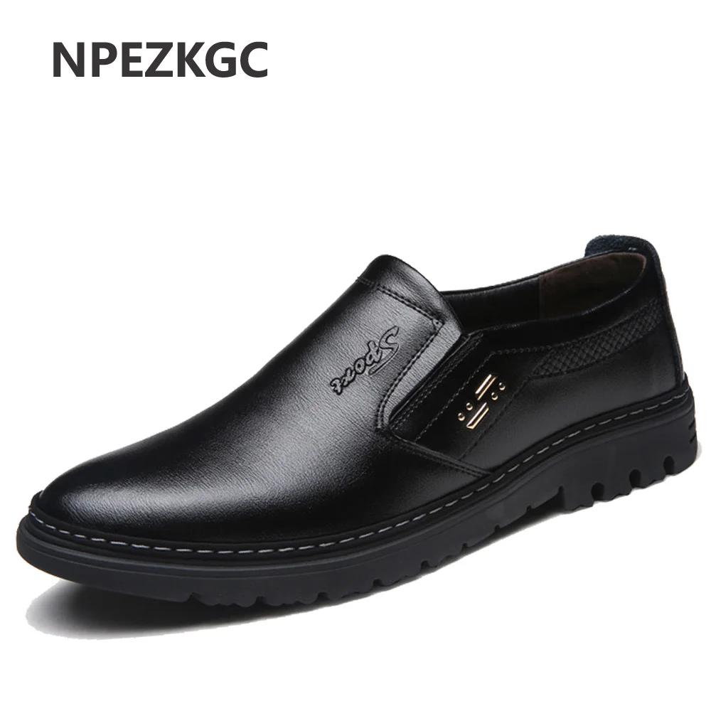 En Ligne NPEZKGC Fait Main En Cuir Véritable Hommes Chaussures printemps automne mode Affaires Hommes Chaussures Décontractées, Chaussures De Marque Hommes