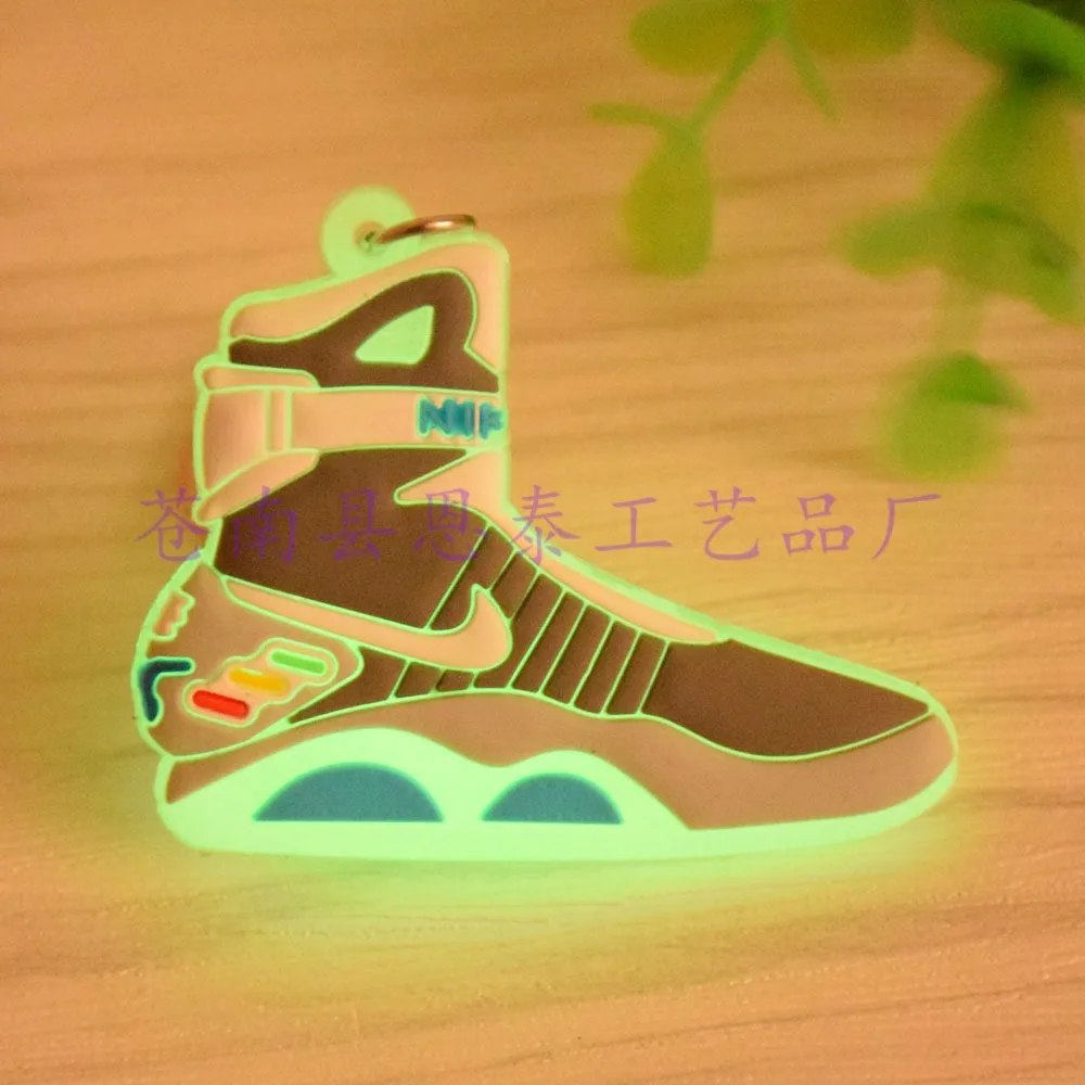 

HowPlay mini sneakers jordan air mag keychains bag charm basketball shoe model keyring backpack pendant key Holder creative gift