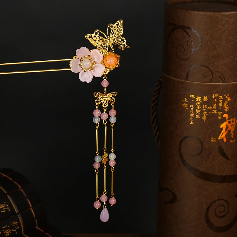 

Retro step using tassel and shake-down ancientry hair clasp dovetail hanfu cheongsam PeiPan Chinese wind hair