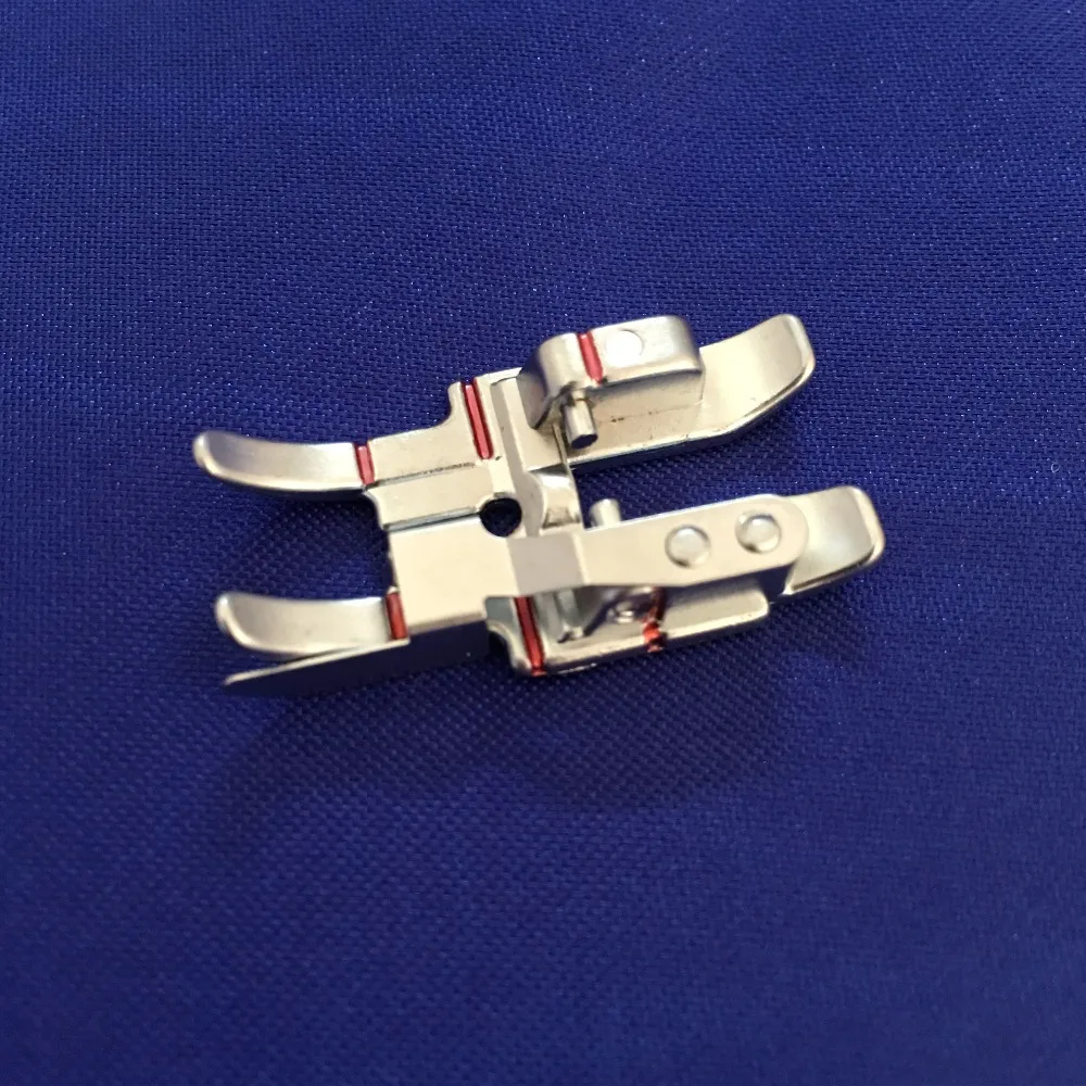 

For Pfaff style Snap-on 1/4in. Foot w/ Edge Guide 820541096 AA7122