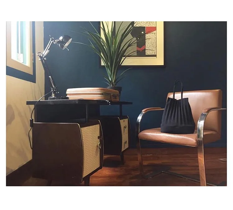 8858482952_1074810241