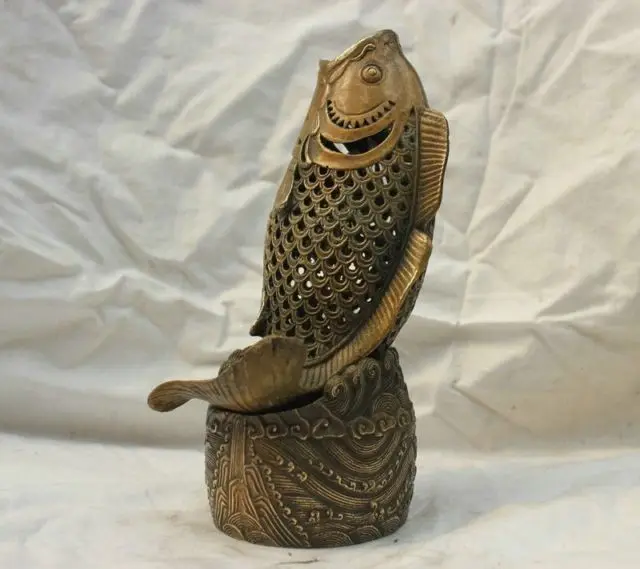 

China Bronze Wealth Coin JiXiang FengShui Fish Statue Box Incense Burner Censer