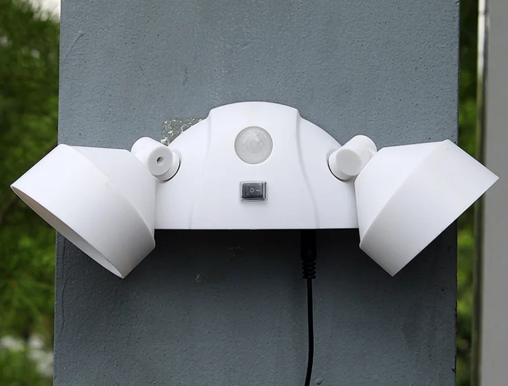

New solar garden lights 2LED COB highlight double-headed head light home household sensor double-headed spotlights