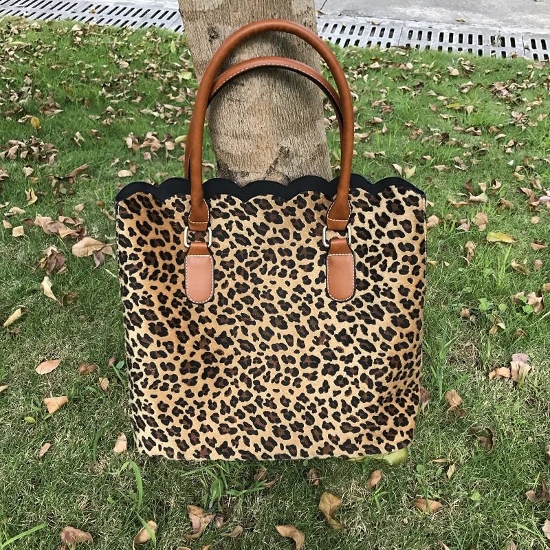 

Scalloped Short Fur Leopard Women Handbag Cheetah Tote Bag Purses DOM172
