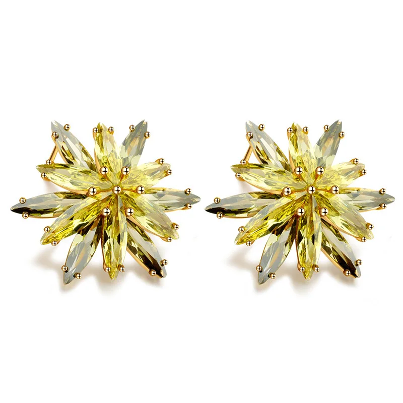 

Peridot Cubic Zircon Flower Green Earrings for Women Evening dinner Jewelry Champagne Gold Daily Wear Party Accessory