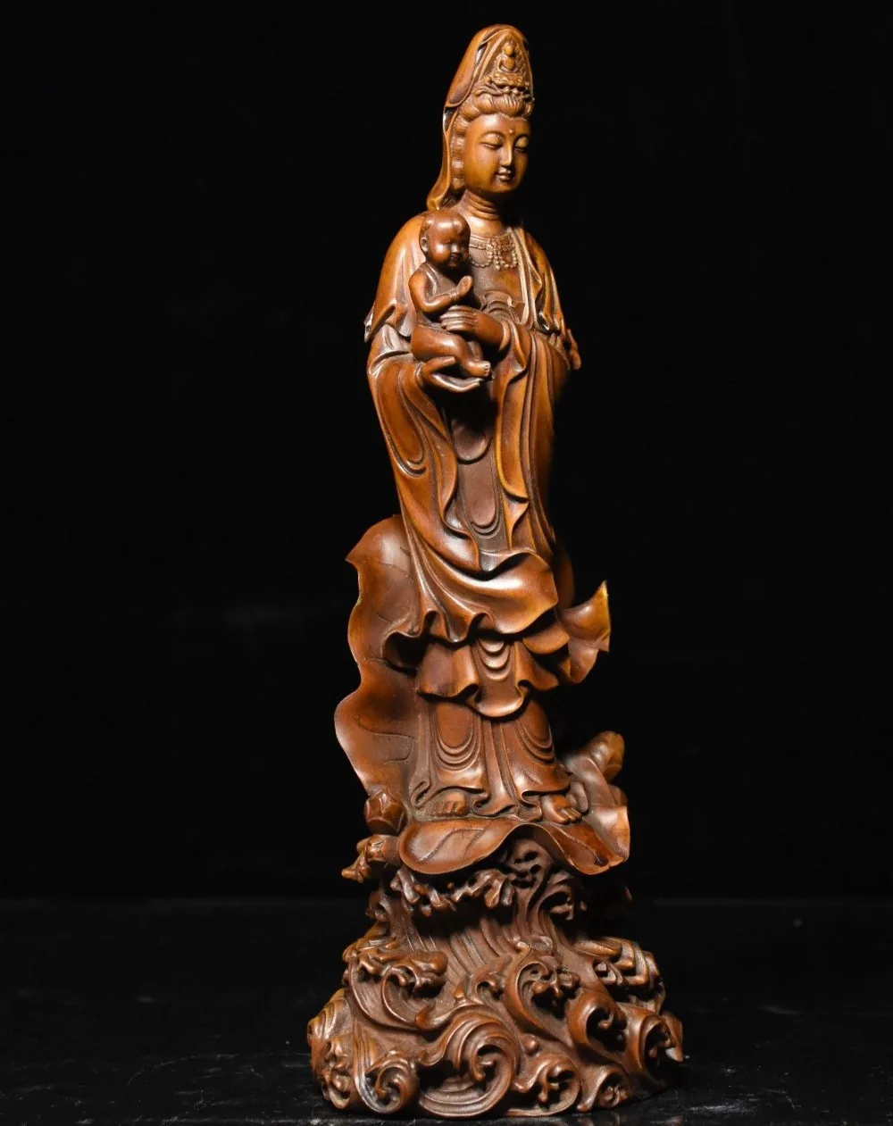 Collect China boxwood Hand carved Buddhism Guanyin Kwan-yin goddess statue