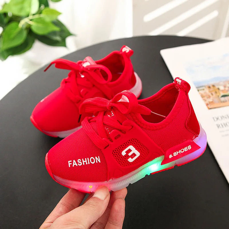 JUSTSL 2018 новые осенние детские модные кроссовки мигалками обувь Дети светодиодный обувь для мальчиков и девочек мягкие Нескользящие