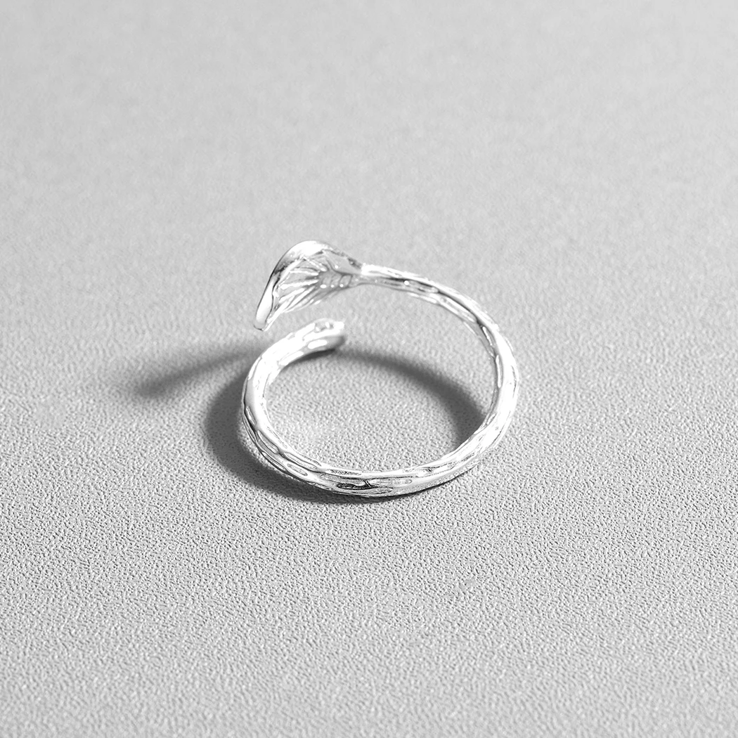 QIMING серебристо-зеленое оставить кольцо с регулируемой глазурью листья Открытые Кольца для женщин вечерние Anel Feminino Простые Модные ювелирные изделия