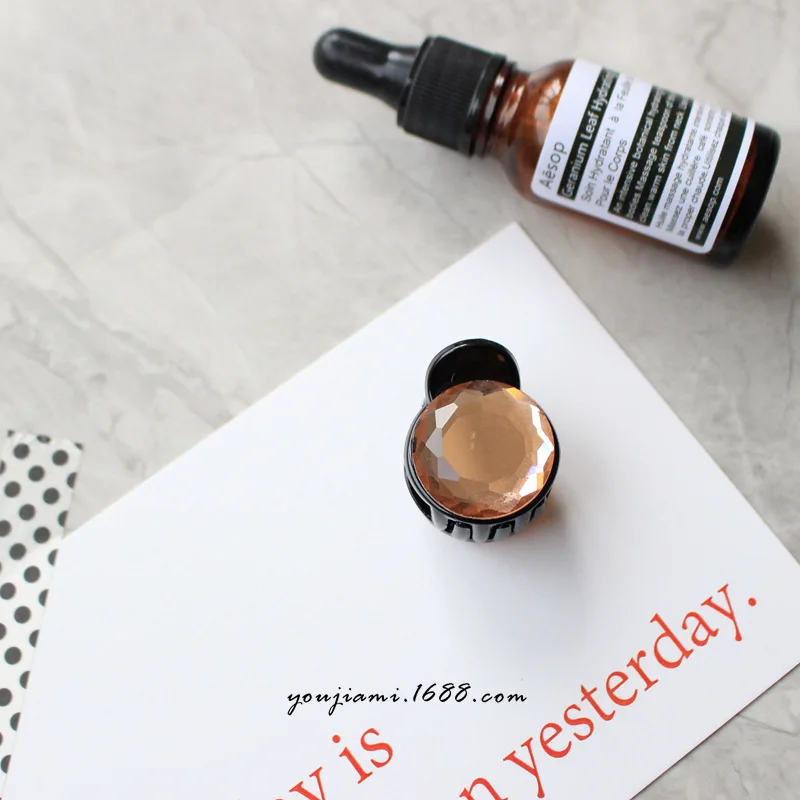 8770564700_2022991267