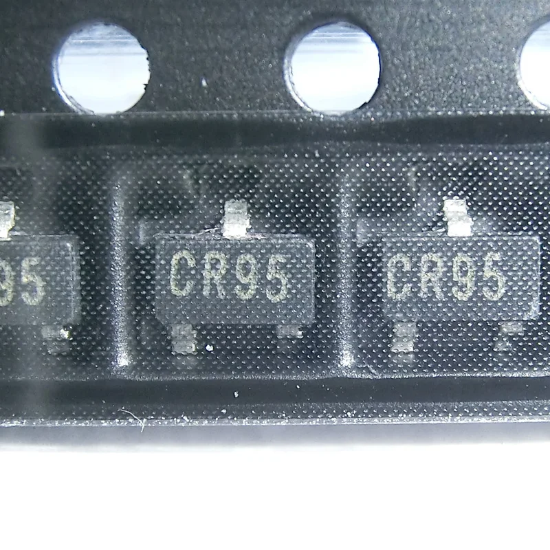 

10pcs/lot ( CR95 ) MCP1700T-3002E/TT SOT23-3