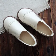 Обувь в Корейском стиле с круглым носком и большой головой; обувь в римском стиле с толстой подошвой в стиле ретро; женская обувь на плоской подошве