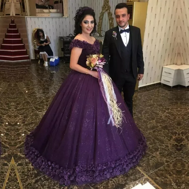 cute-tulle-ball-gown-quinceanera-dresses-appliqu%C3%A9-off-shoulder-floor-length-bridal-dresses-fashion-prom-dresses.webp (3)_