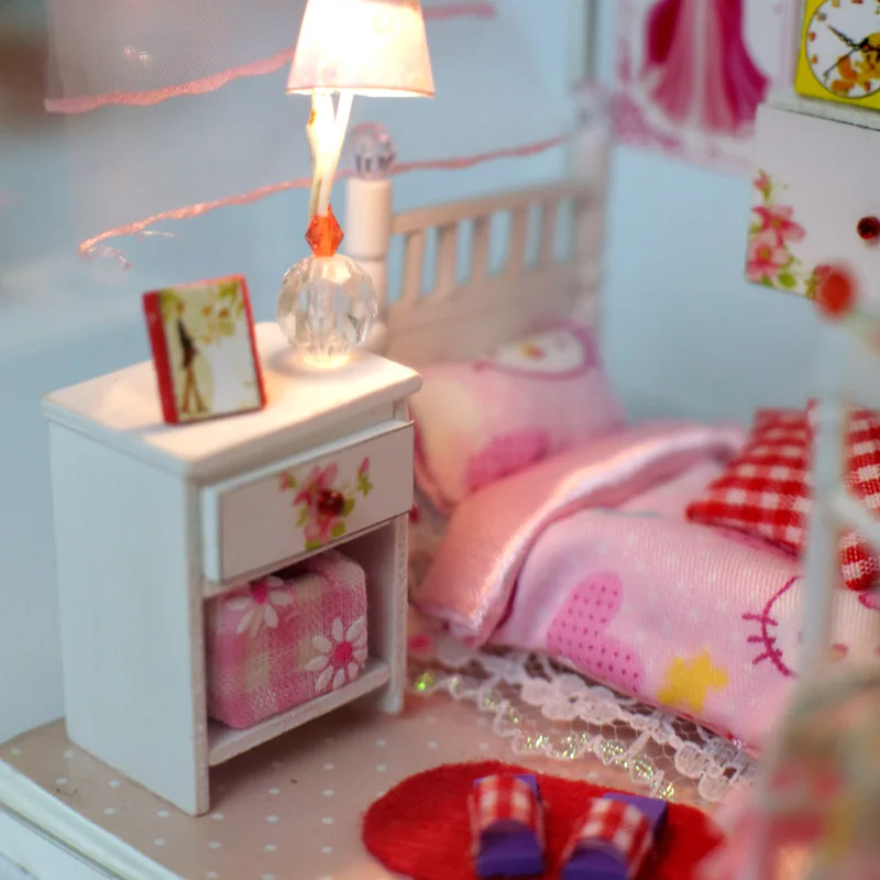 Подарки бренд DIY кукольные домики Деревянный Кукольный дом девочка кукольный домик детская игрушка Мебель Миниатюрные поделки N001