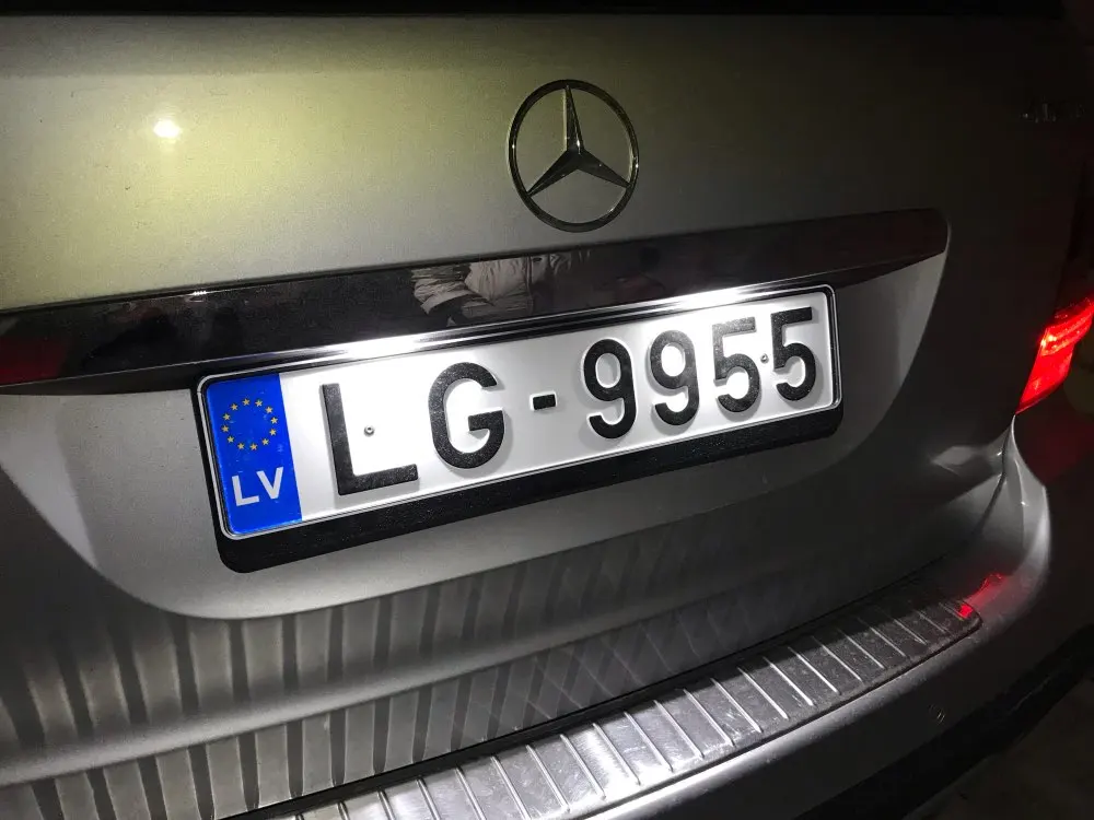 2 шт. светодиодный светильник для номерного знака для MERCEDES BENZ R ML GL Class W164 X164 W251 R300 R320 R550 R500