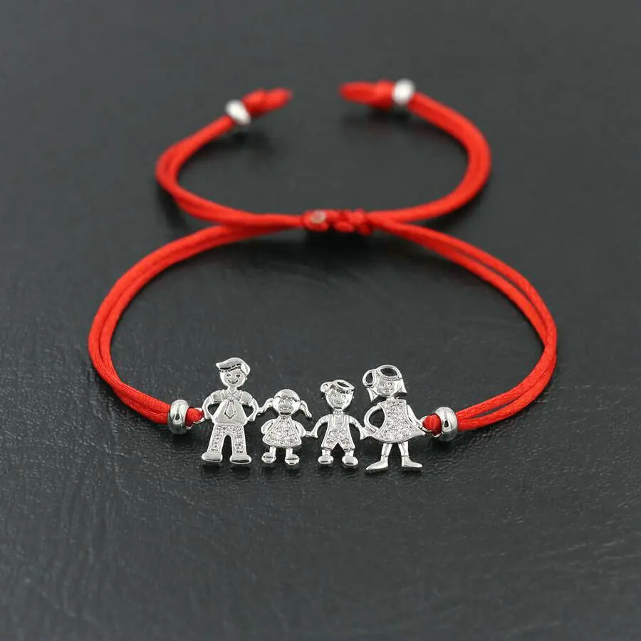 

Blissful Family Dad Mum Girl Boy Hand In Hand Bracelet Silver Color Red Rope Thread Charm Bracelets Women Lovers' Gift Bijoux