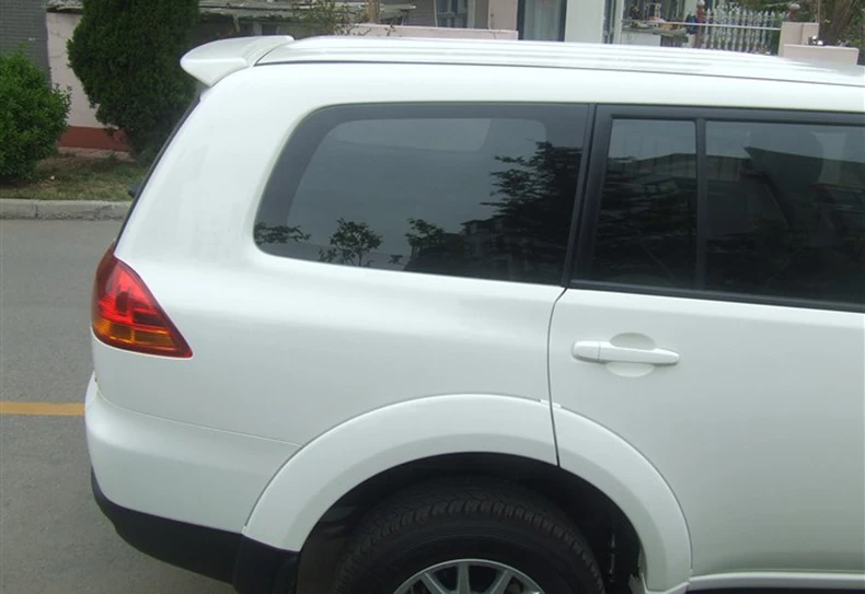 Спортивный спойлер для mitsubishi pajero 2009 2015 спортивный с зажигалками цветной заднего