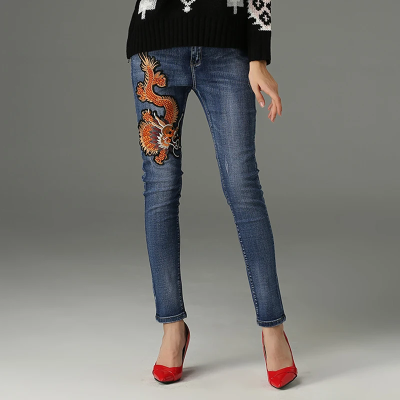 Chinese style golden dragon embroidered cotton elastic body repair Chinese style golden dragon embroidered cotton elastic body repair