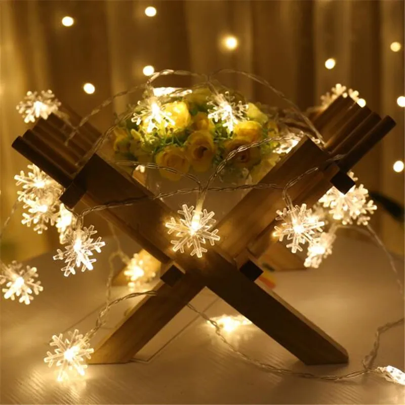 

20LED Snowflake String Lights Christmas Holiday Lighting for the Curtain or Party Wedding Decoration Power by Battery