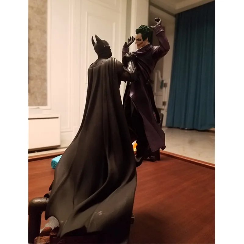 

The Avengers Batman VS The Joker DC Comics GK Statue PVC Action Figure Collect Model Toy M956