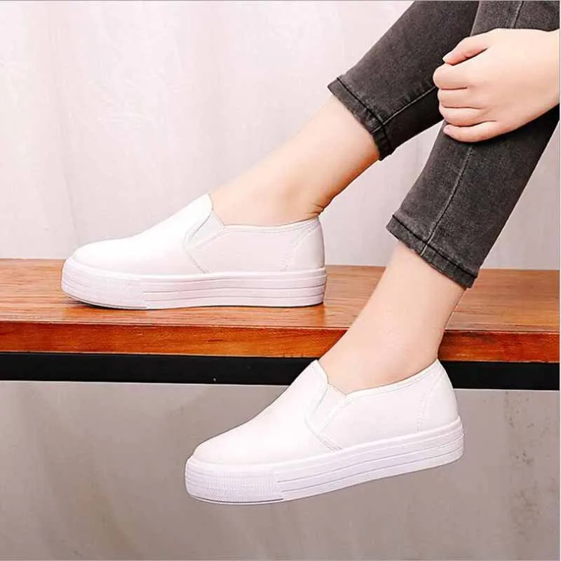 

Fashion Women Vulcanized Shoes Sneakers Ladies Lace-up Casual Shoes Breathable Walking Canvas Shoes Graffiti Flat